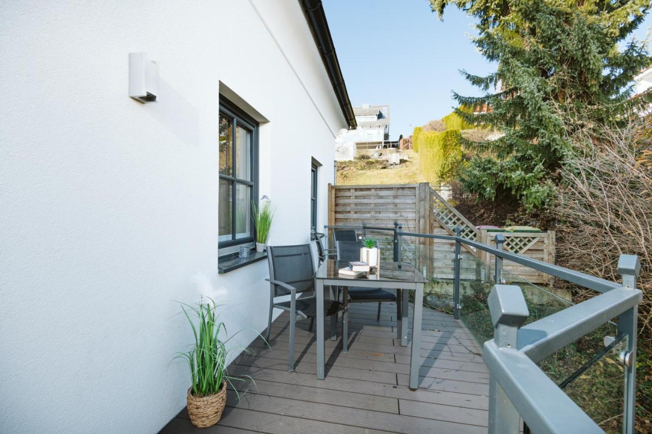 Haus Aussicht - Ferienwohnungen Velden フェルデン・アム・ヴェルターゼー エクステリア 写真