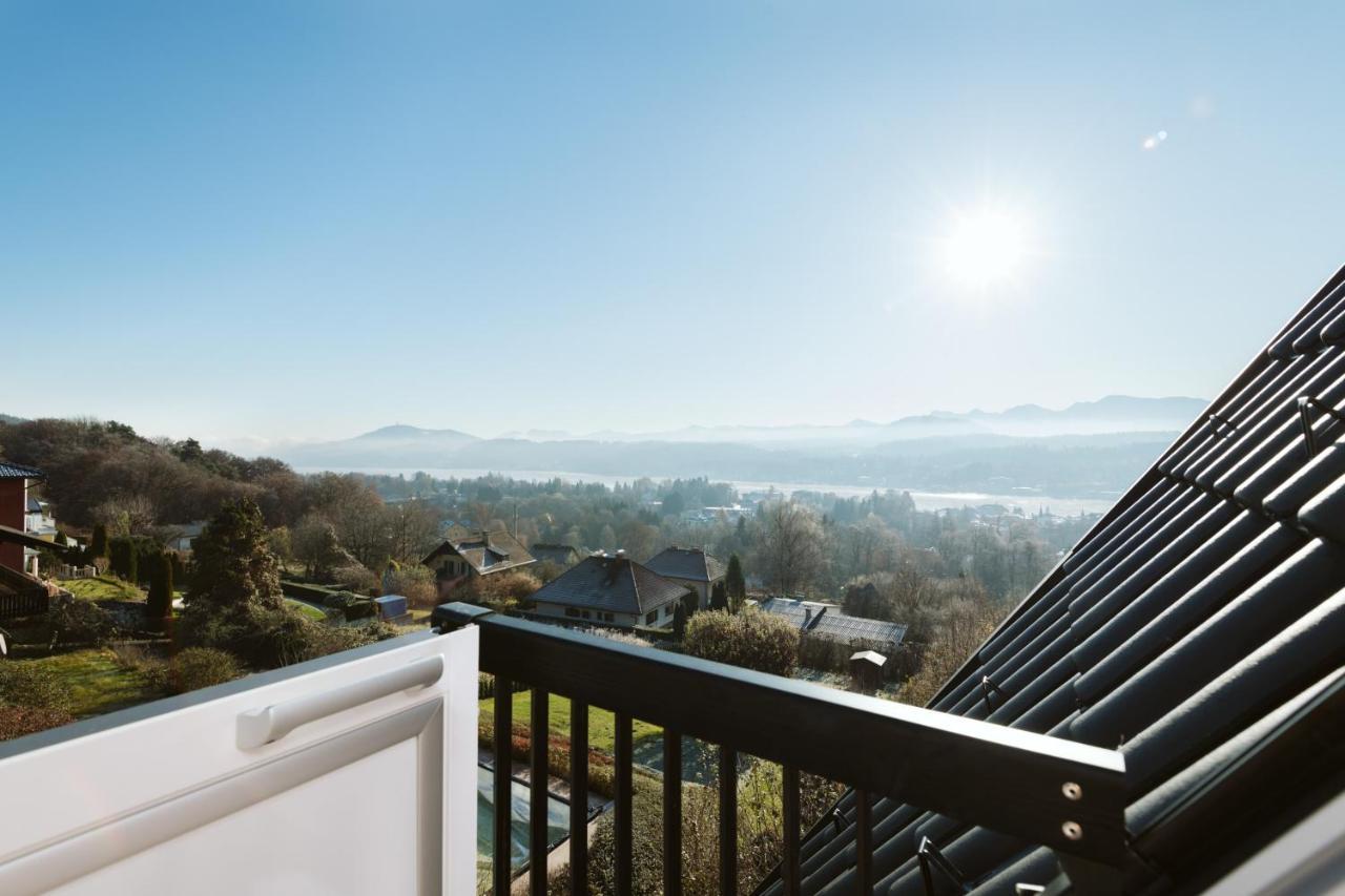 Haus Aussicht - Ferienwohnungen Velden フェルデン・アム・ヴェルターゼー エクステリア 写真