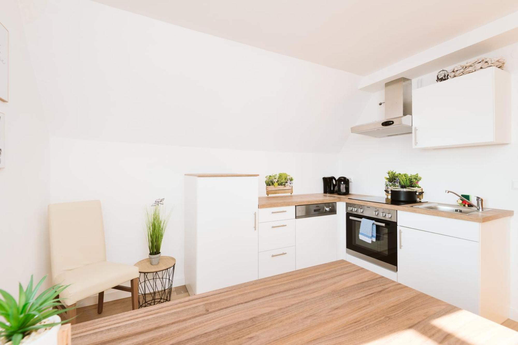 Haus Aussicht - Ferienwohnungen Velden フェルデン・アム・ヴェルターゼー 部屋 写真