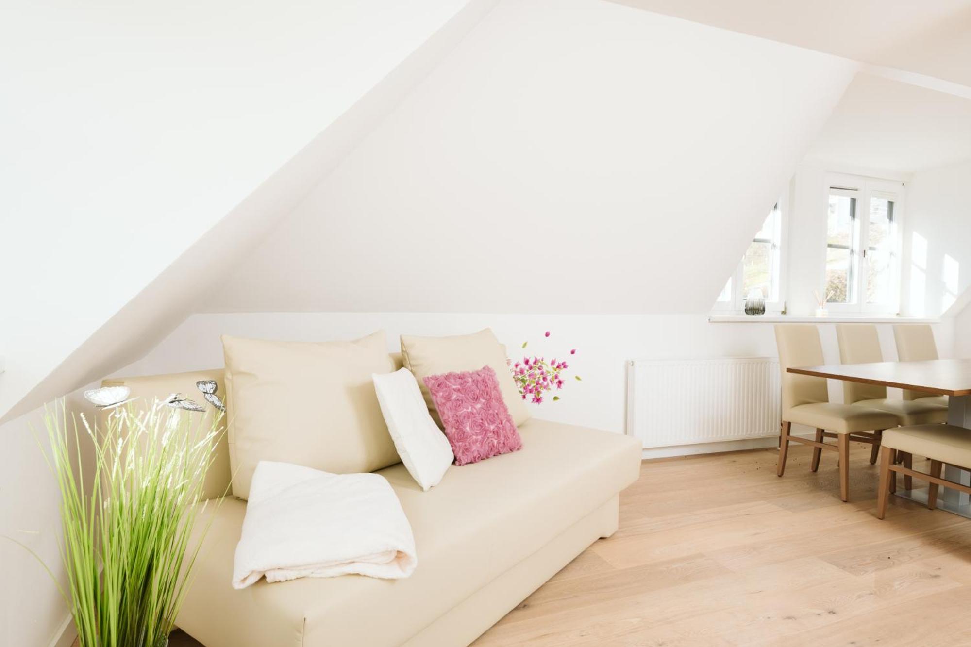 Haus Aussicht - Ferienwohnungen Velden フェルデン・アム・ヴェルターゼー 部屋 写真