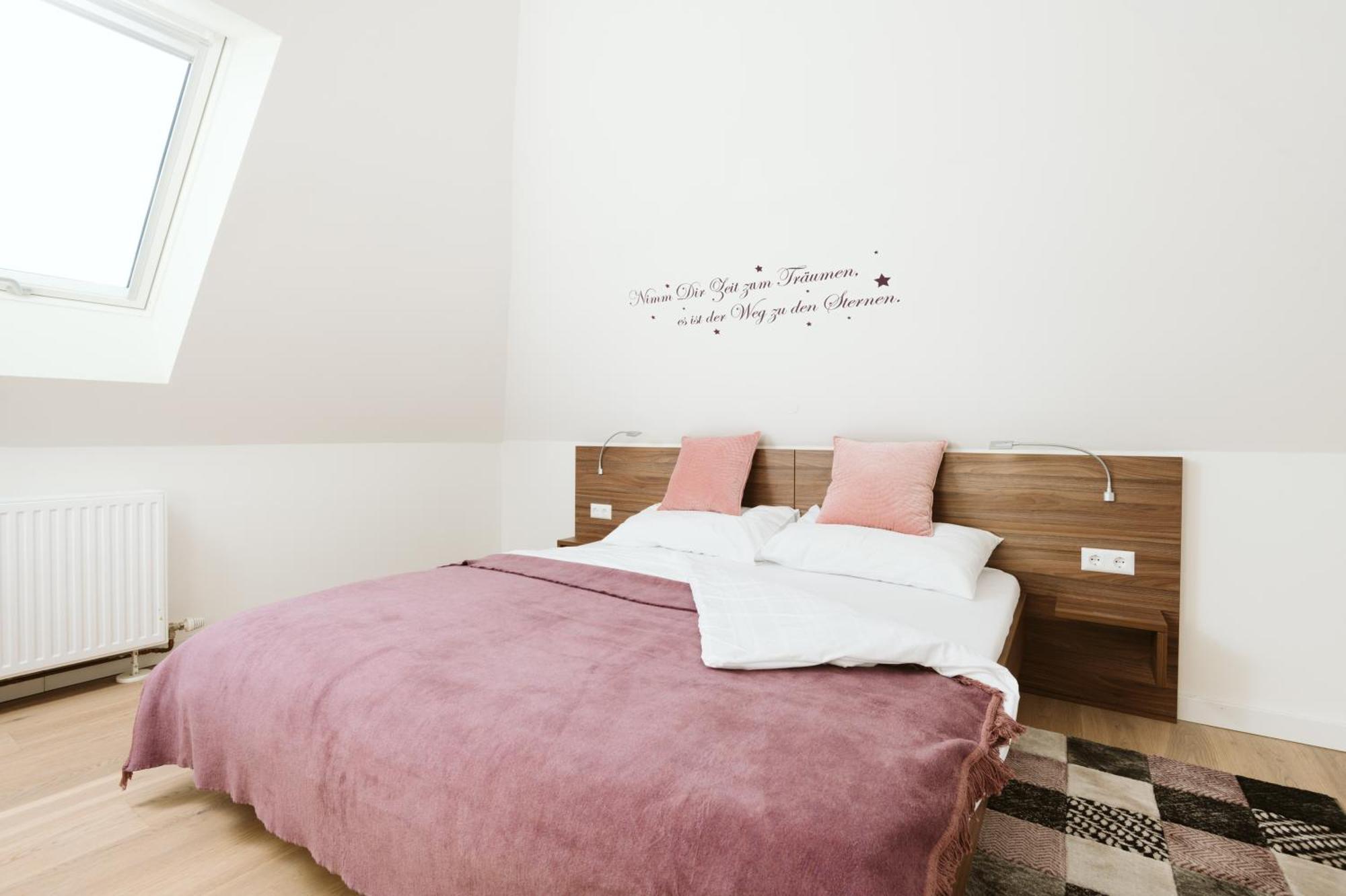 Haus Aussicht - Ferienwohnungen Velden フェルデン・アム・ヴェルターゼー 部屋 写真