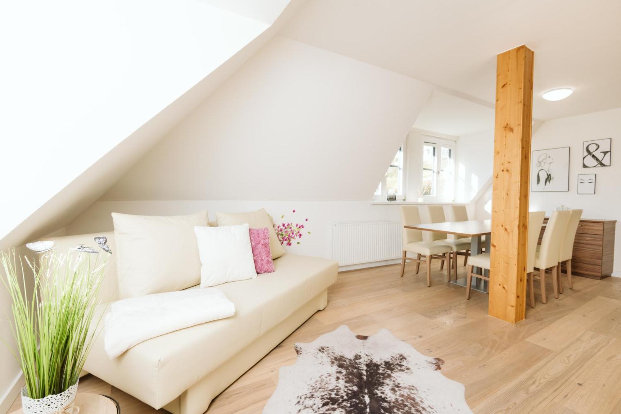Haus Aussicht - Ferienwohnungen Velden フェルデン・アム・ヴェルターゼー 部屋 写真